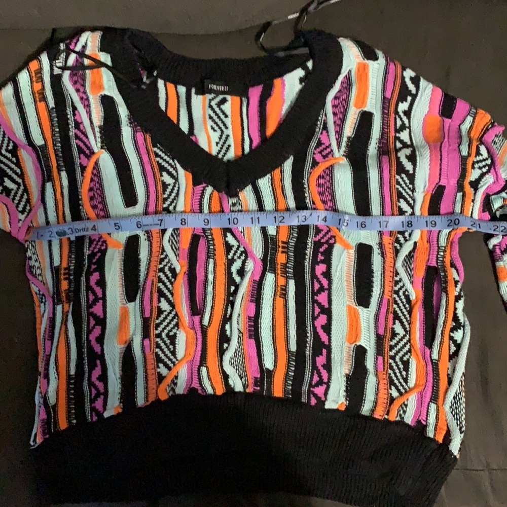 Sweater - Picture 4 of 5